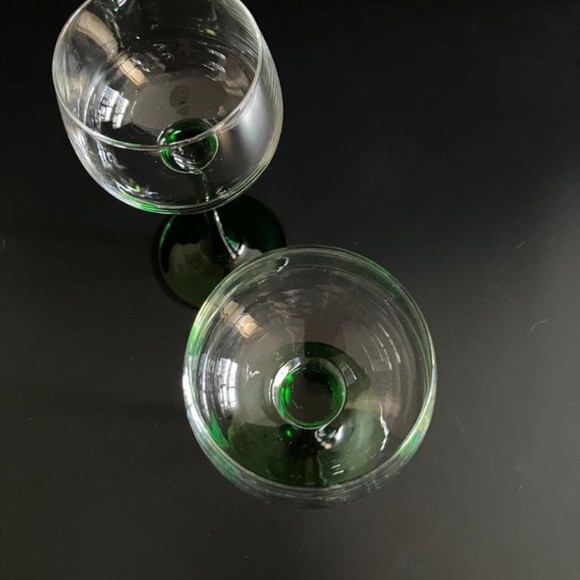 Vintage Luminarc France Emerald Green Stem Water Glass Goblets Set of 2 - Picture 2 of 5